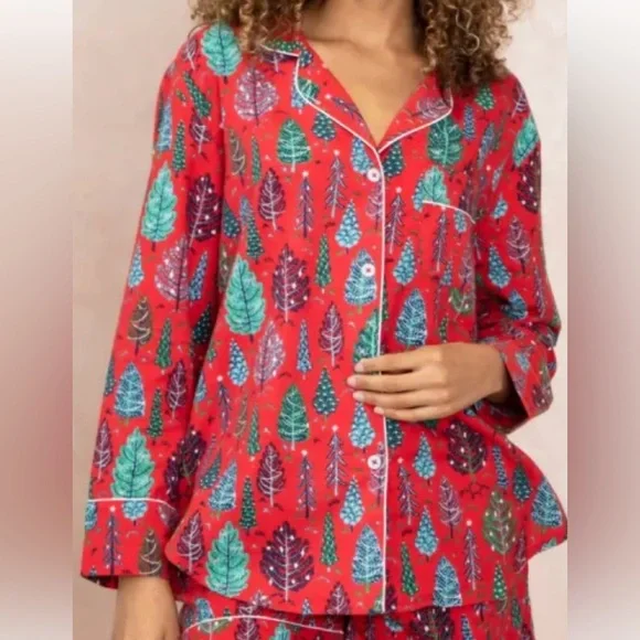 Printfresh Red and Green Leaf Pajama Set - Picture 3 of 16